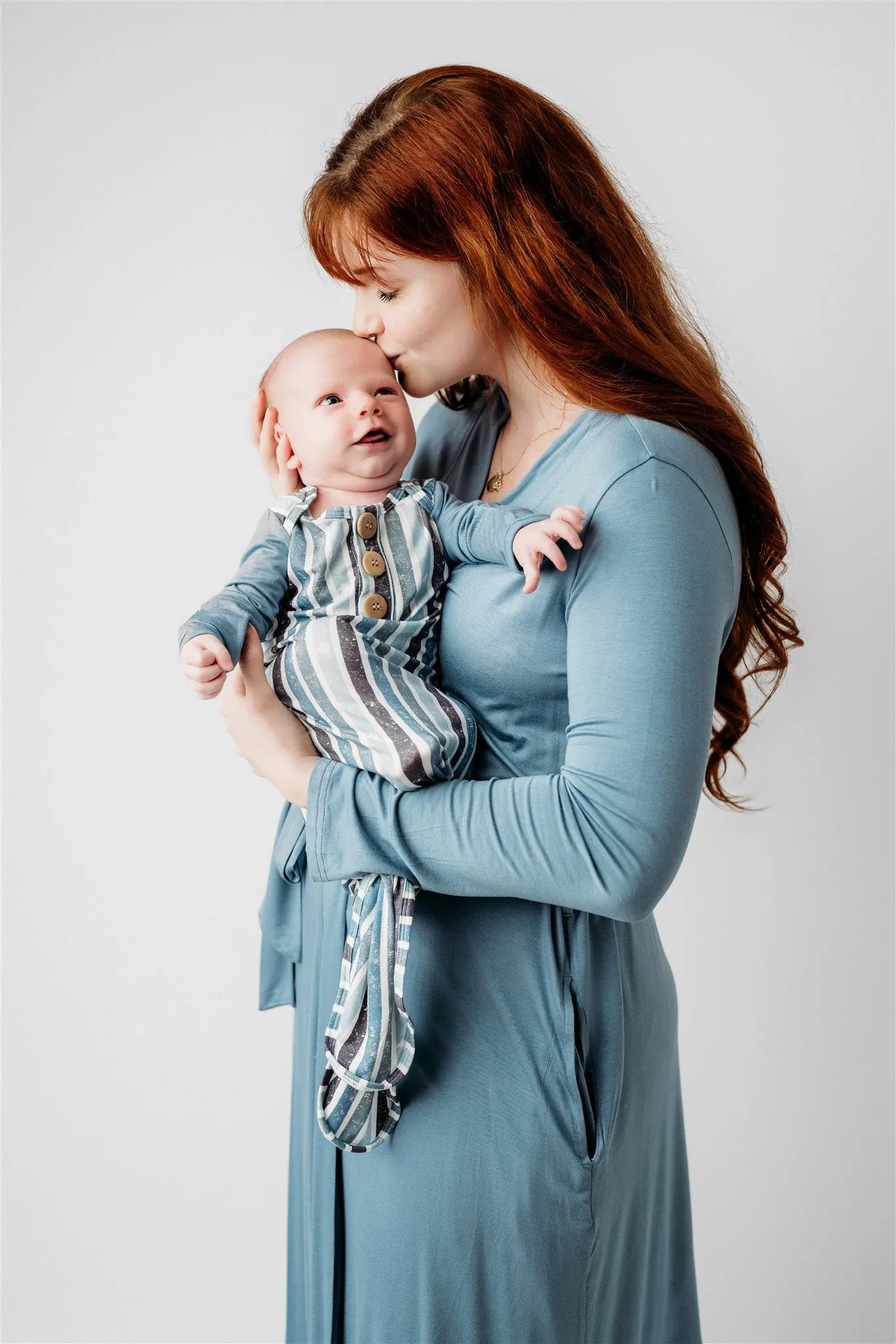 Hendrix Knot Gown & Hat