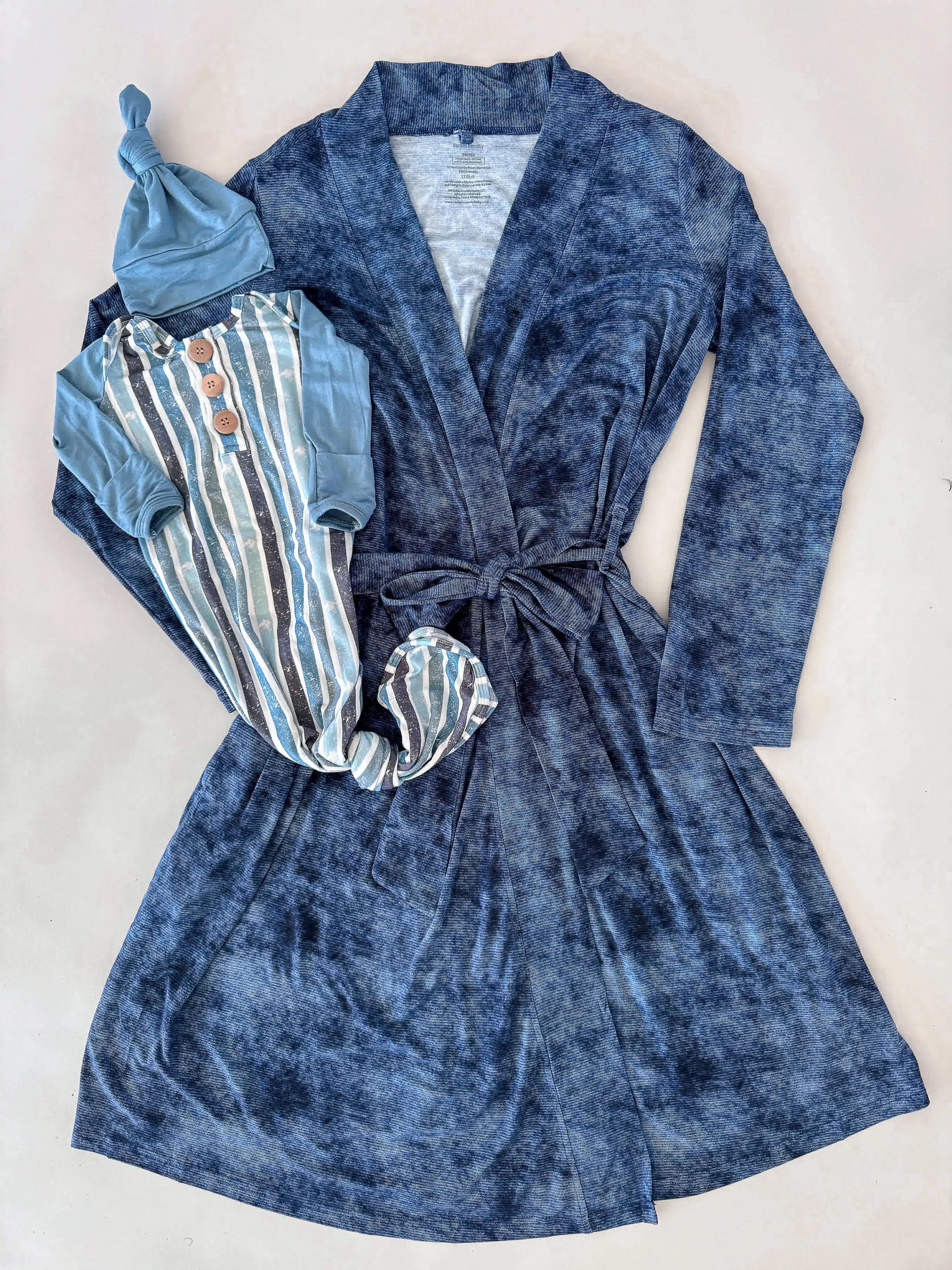 Hendrix Knot Gown & Hat