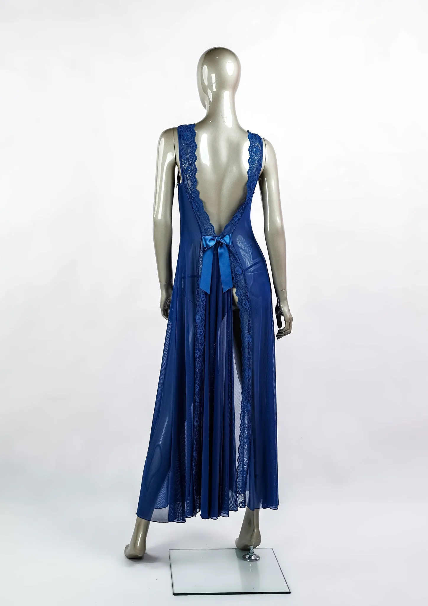 Sexy gown Model Number 4731